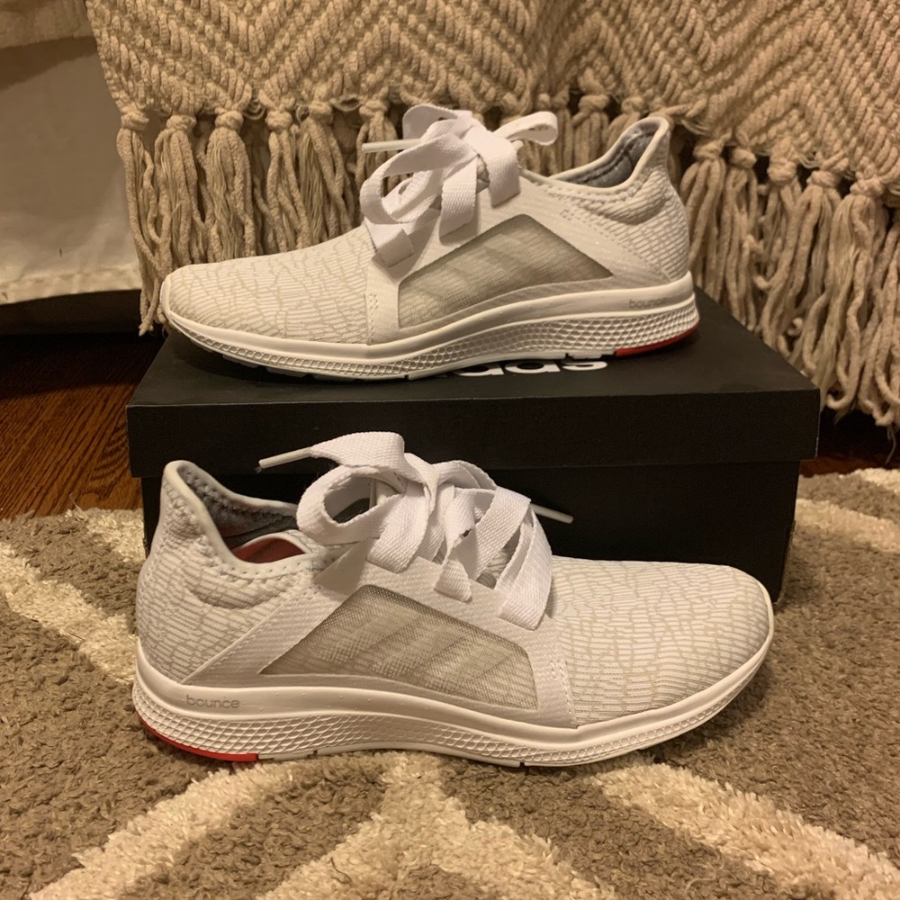 Women’s Running Shoes
